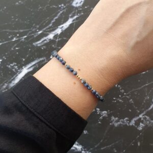 Dainty Sapphire Crystal Bracelet