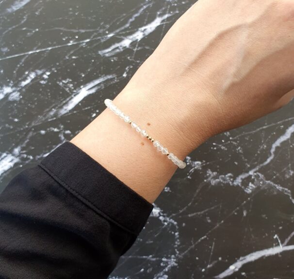 Dainty Clear Quartz Crystal Bracelet